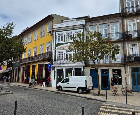 Praça de Carlos Alberto-波尔图必去景点