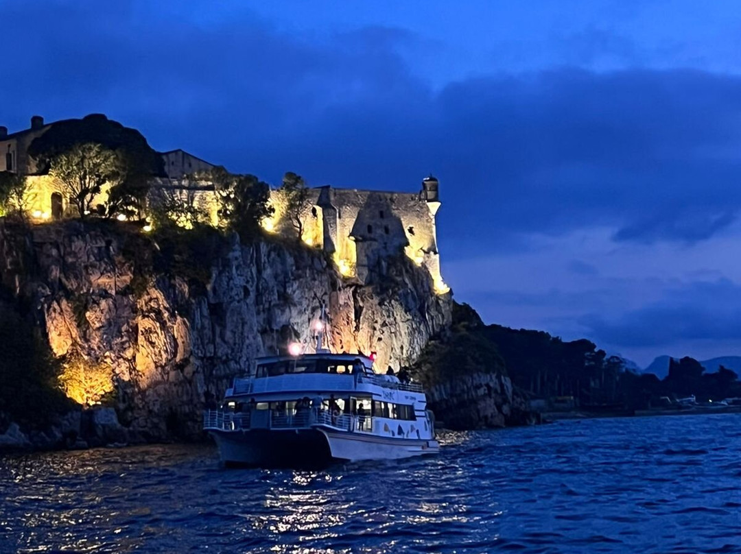 Riviera Lines-戛纳必去景点