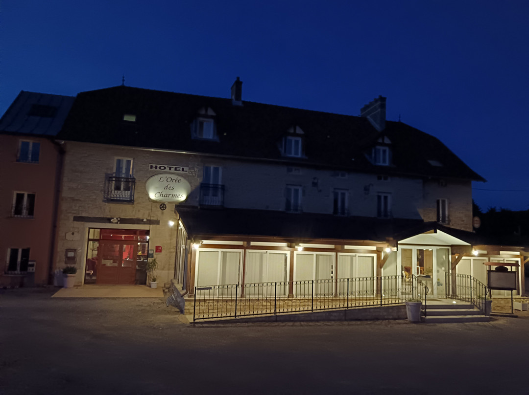 L'Orée des Charmes主图