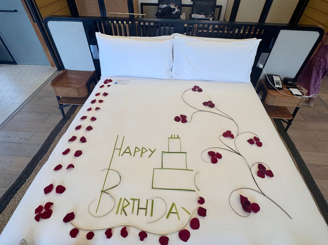 Hilton Maldives Amingiri Resort & Spa主图