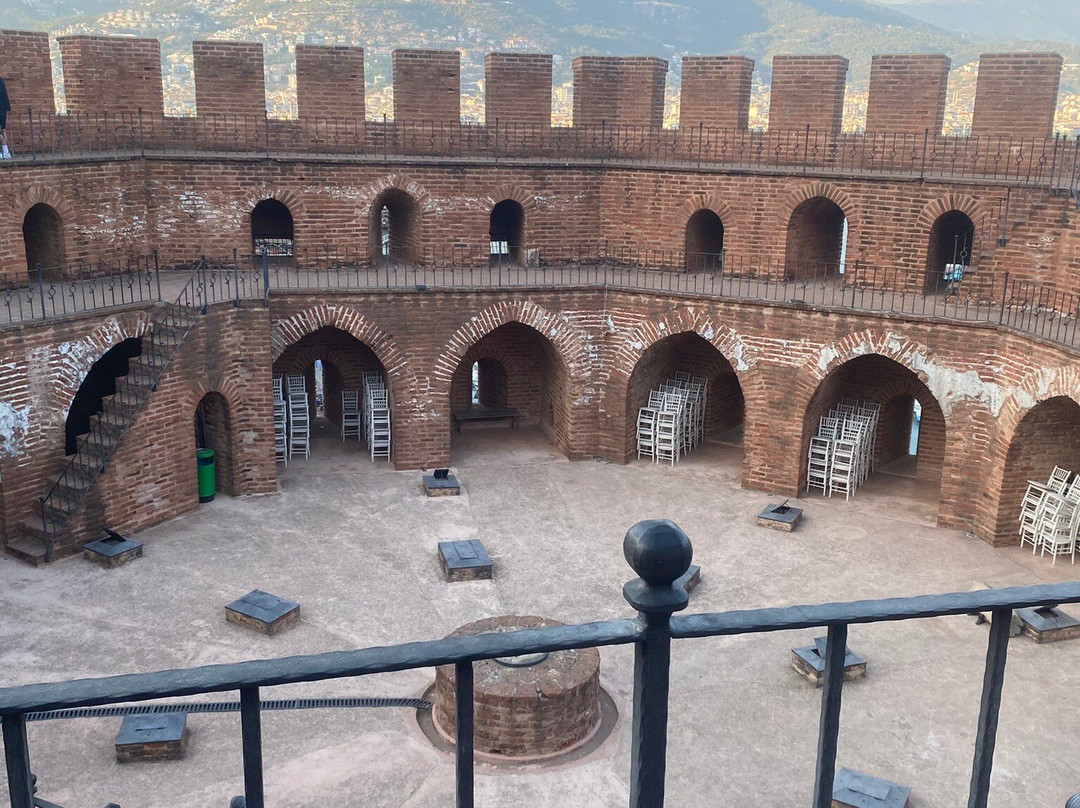 Red Tower-阿兰亚必去景点