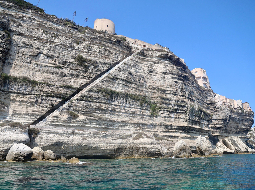 Bonifacio cliffs and caves-博尼法乔必去景点