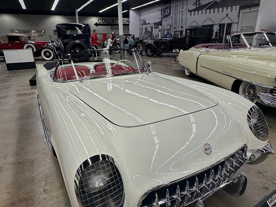 Midwest Dream Car Collection-曼哈顿必去景点