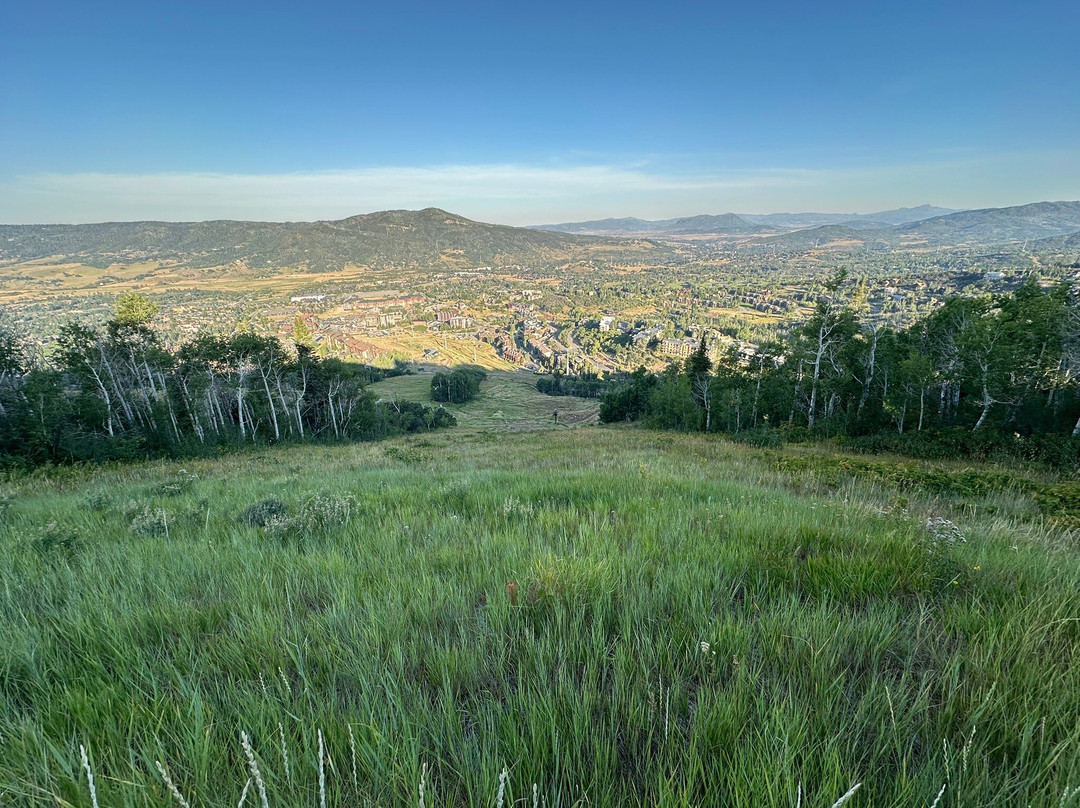 Thunderhead Hiking Trail-斯廷博特斯普林斯必去景点