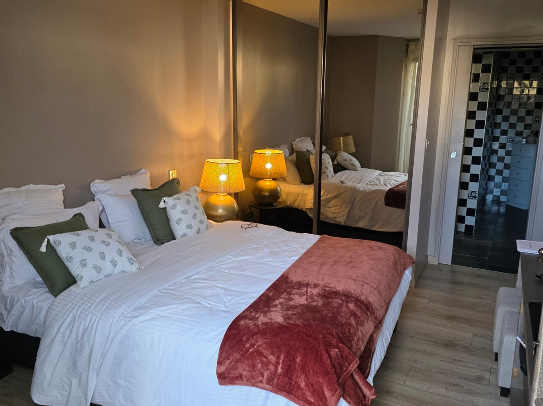 Cit'Hotel La Villa Julia主图