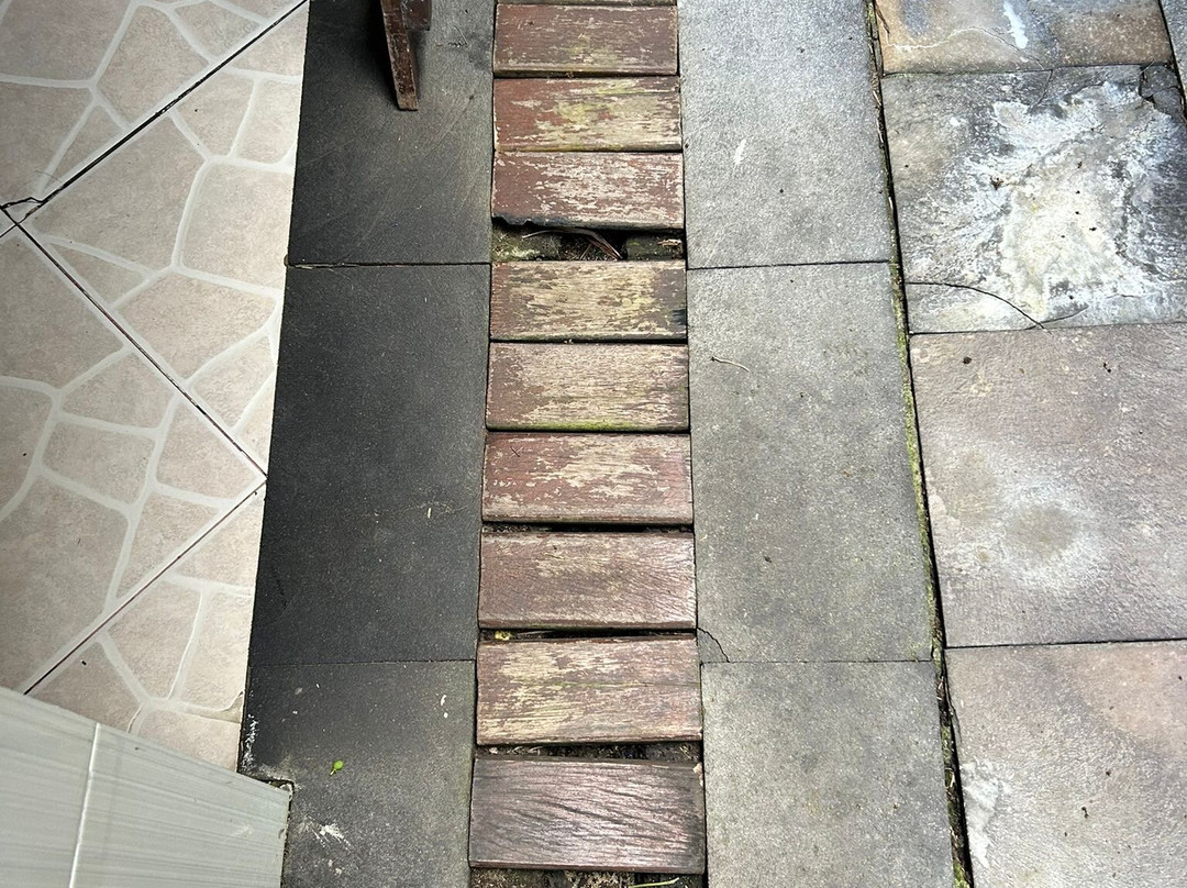 海湾小屋酒店主图