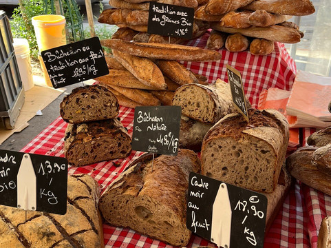 民族市集-巴黎必去景点