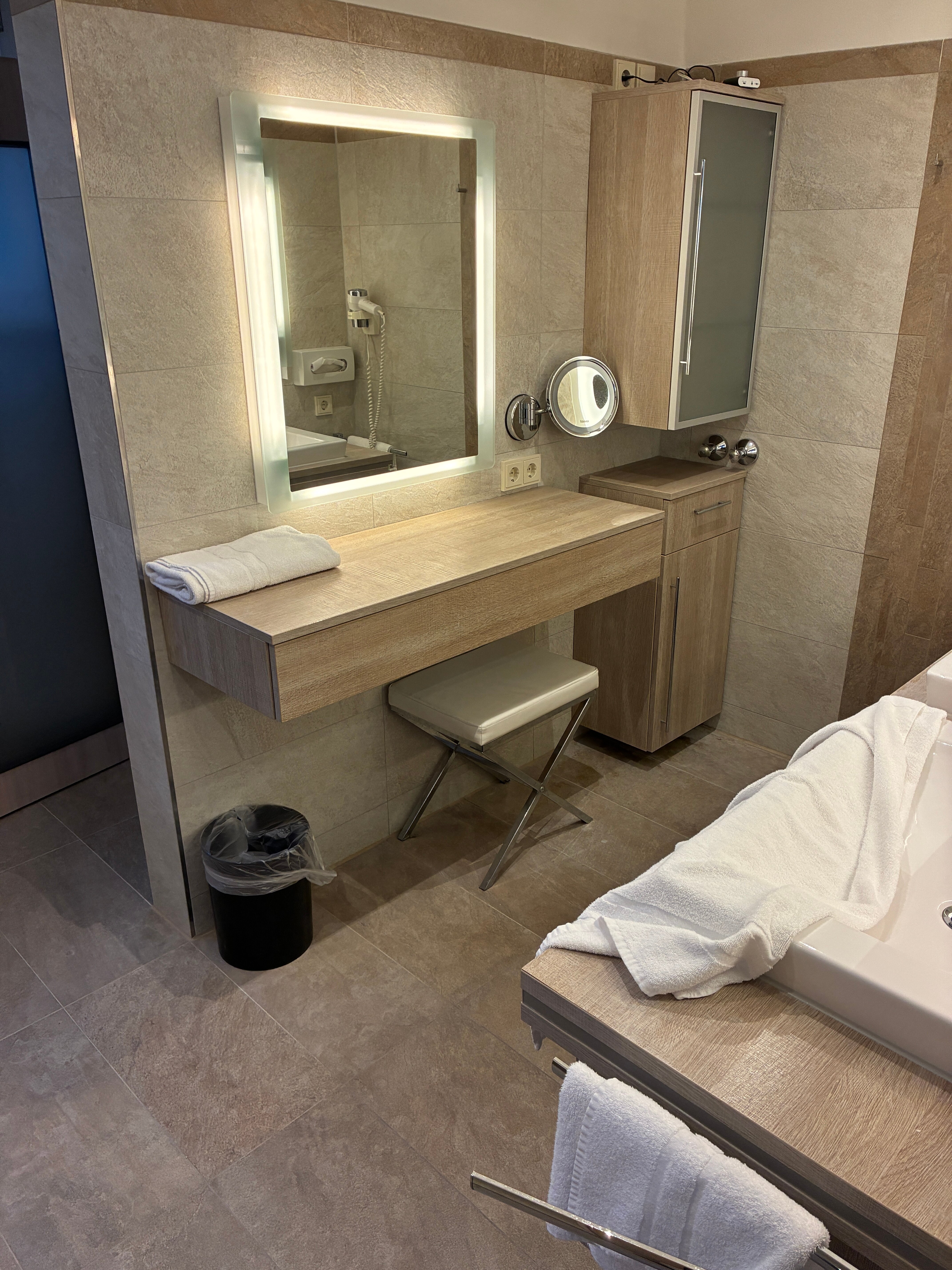 Parkhotel Crombach-浴室