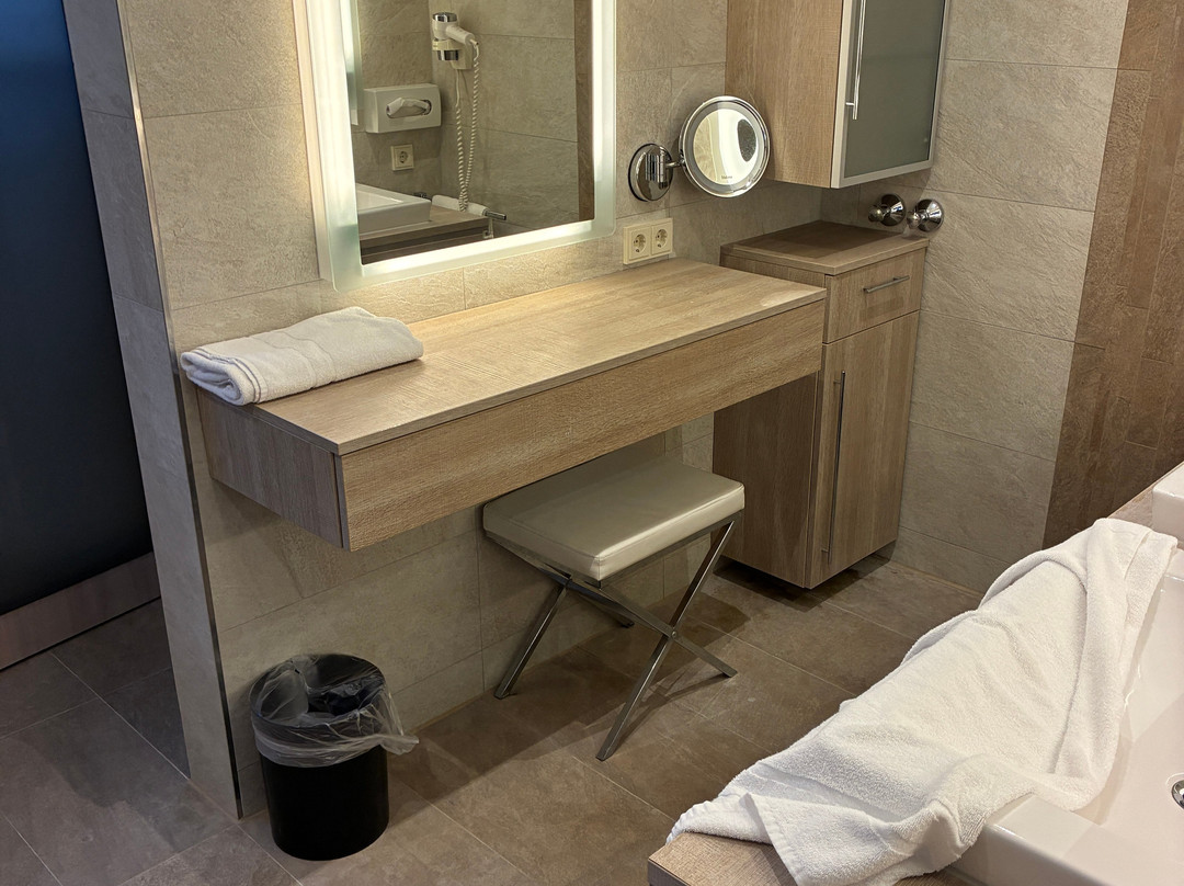 Parkhotel Crombach主图