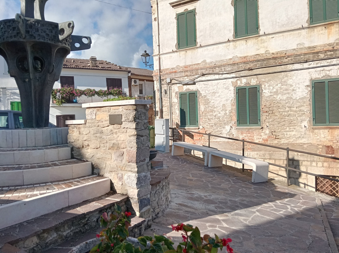 Arca della Pace-Roccascalegna必去景点