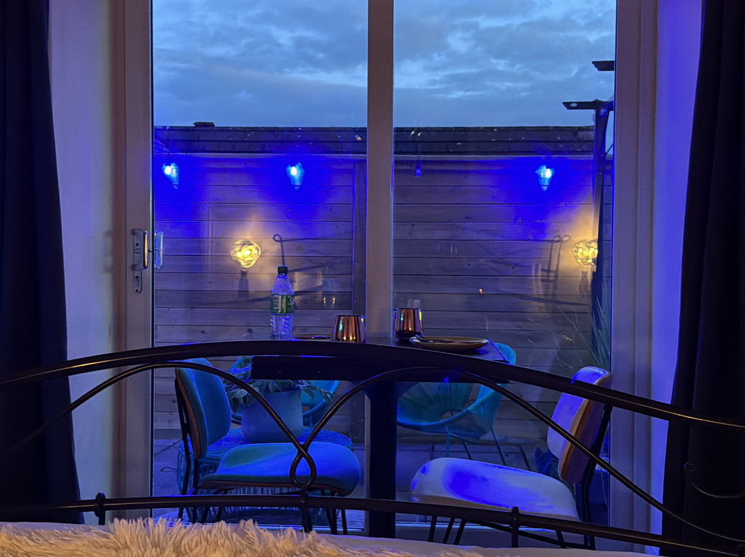 The Grumpy Schnauzer B&B主图