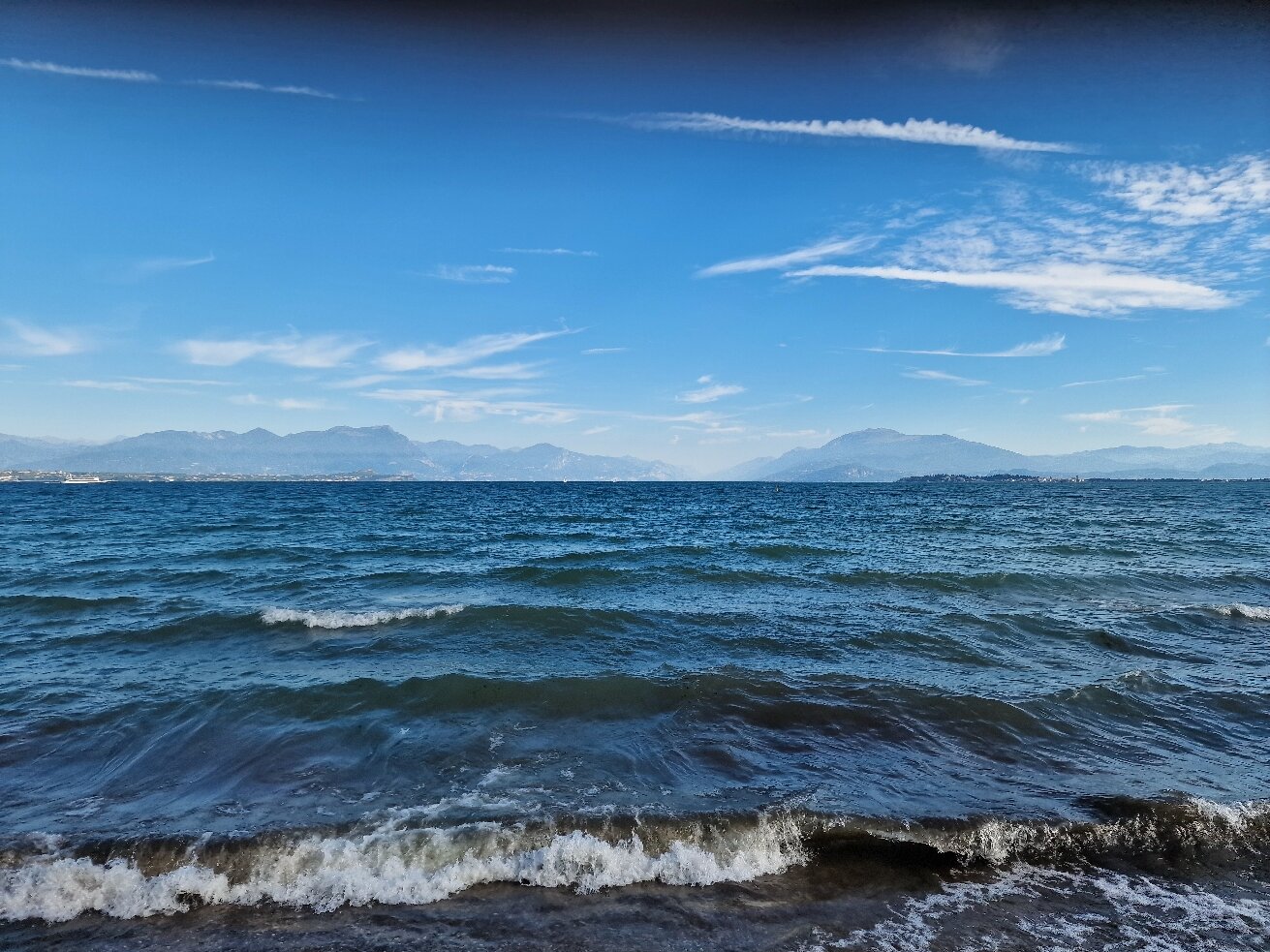 海军上将埃姆雷别墅酒店-官方