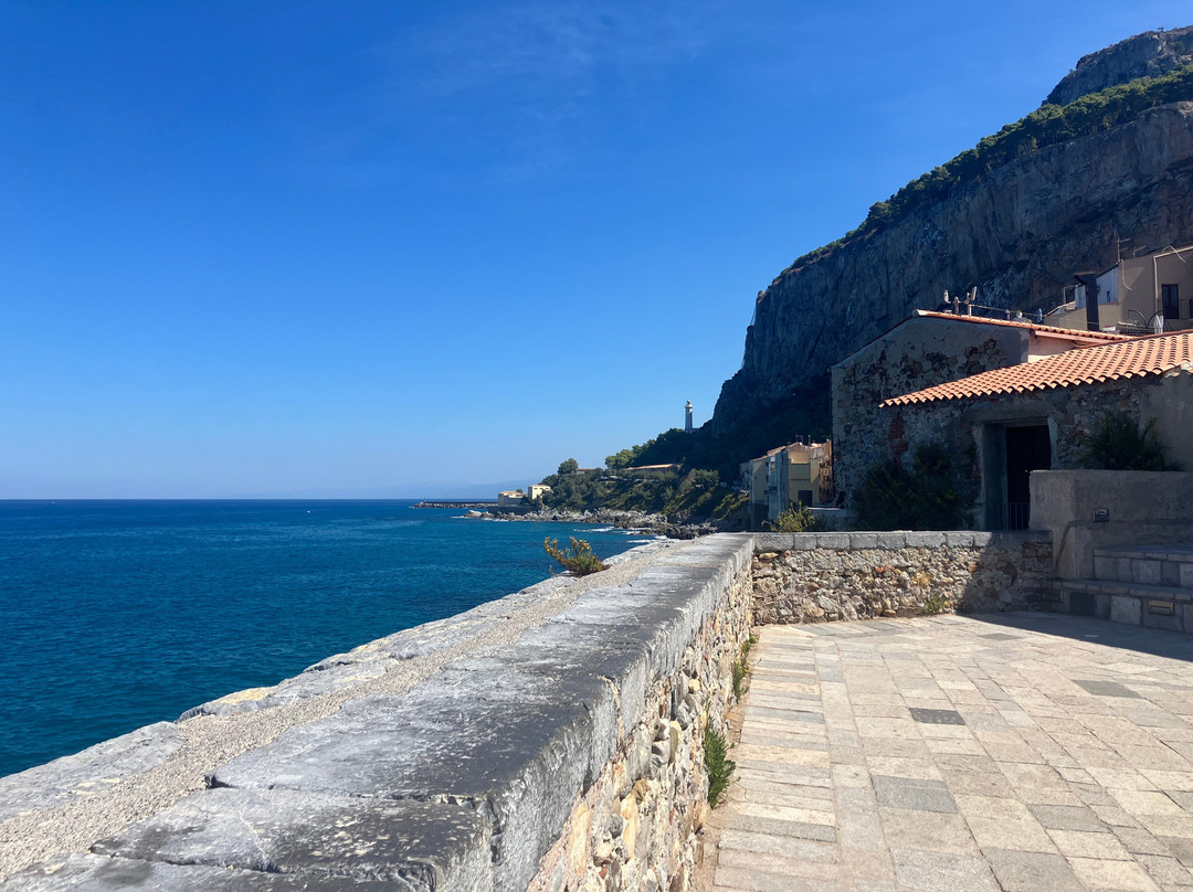 Bastione di Capo Marchiafava-切法卢必去景点