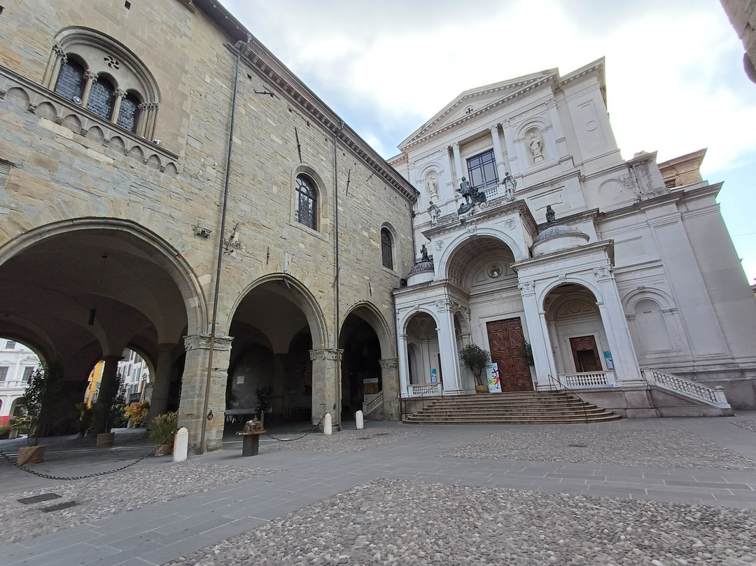 Palazzo Della Ragione-贝加莫必去景点