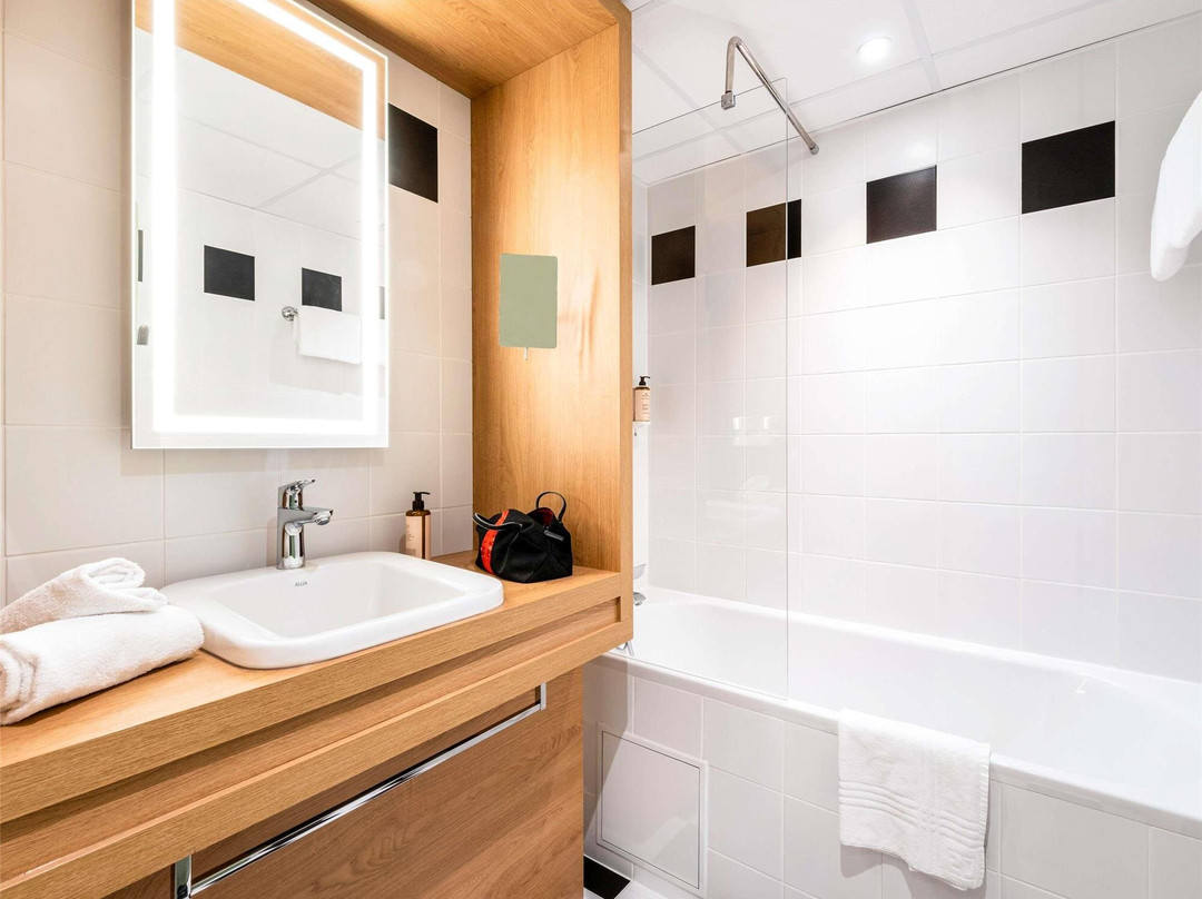 南图尔水星酒店主图