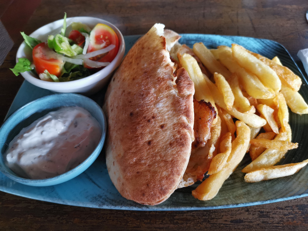 Tatlisu Halk Odasi Café & Bar