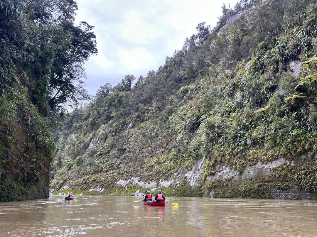 Canoe Safaris-奥阿库尼必去景点