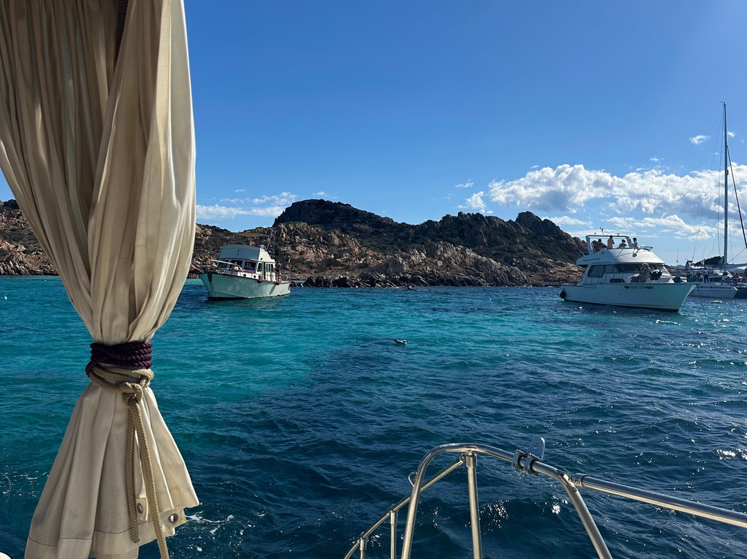 La Dolce Vita Charter-Cannigione必去景点