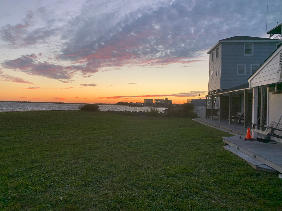 Riverside Motel主图