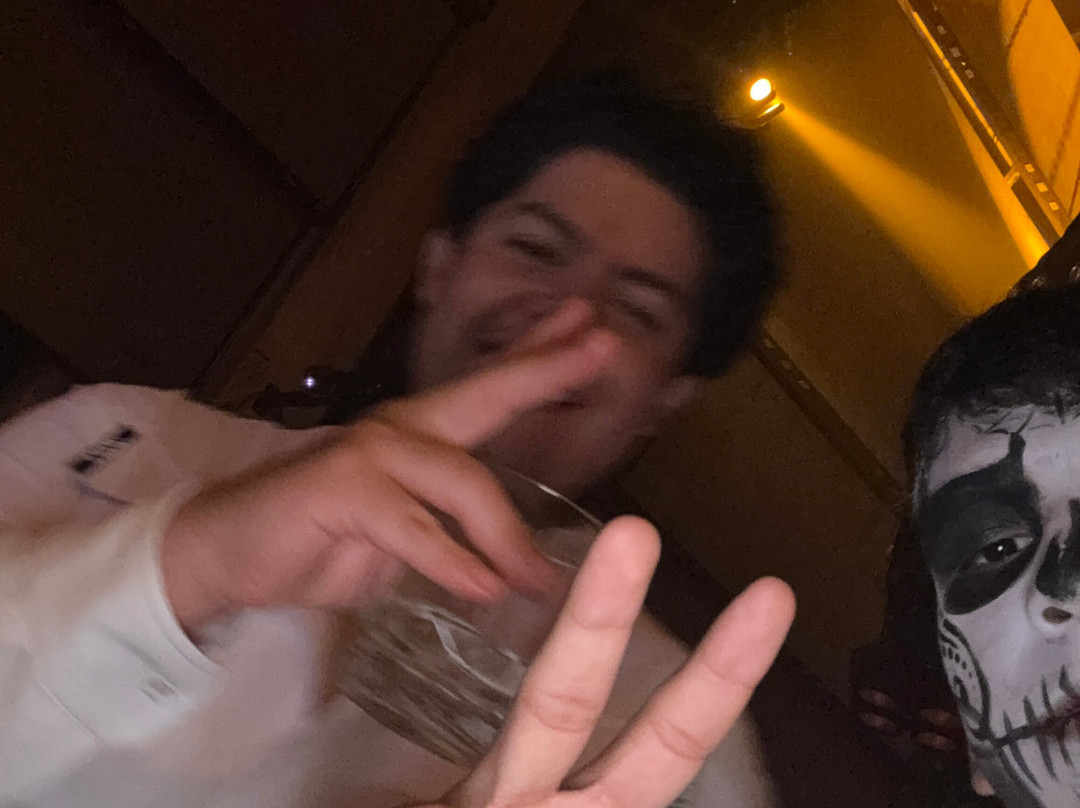 Strana-瓦拉塔港必去景点