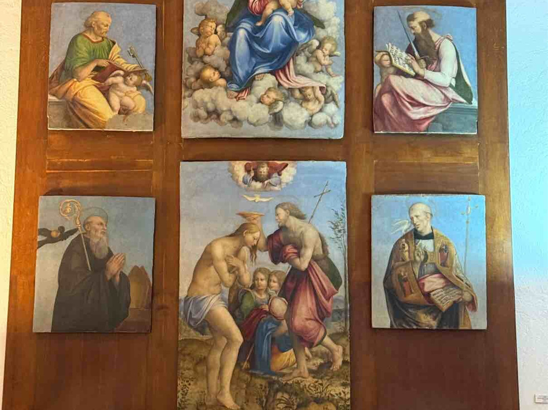 Badia della Santissima Trinita'-卡瓦德蒂雷尼必去景点