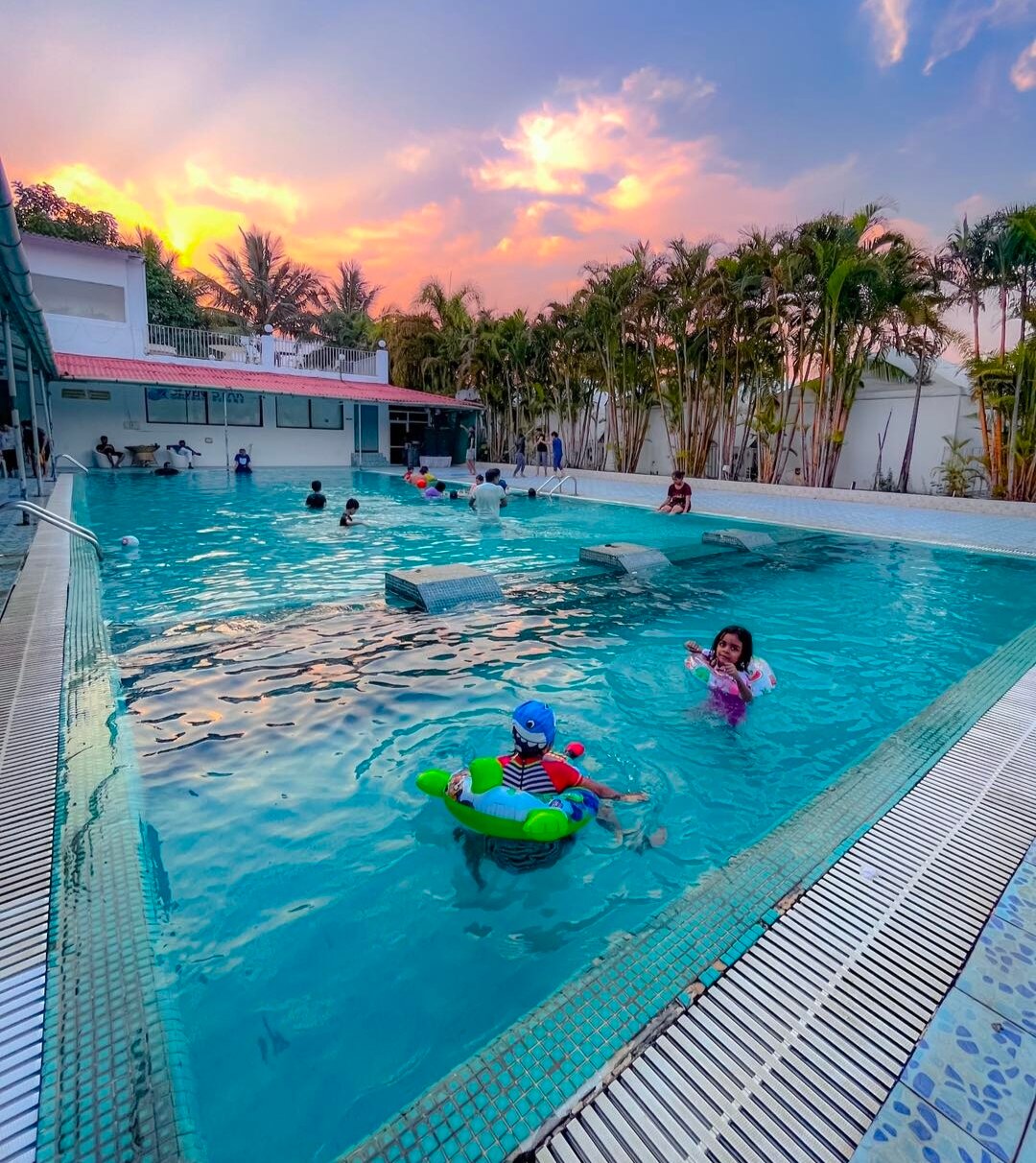 Seven Star Holiday Resort-官方