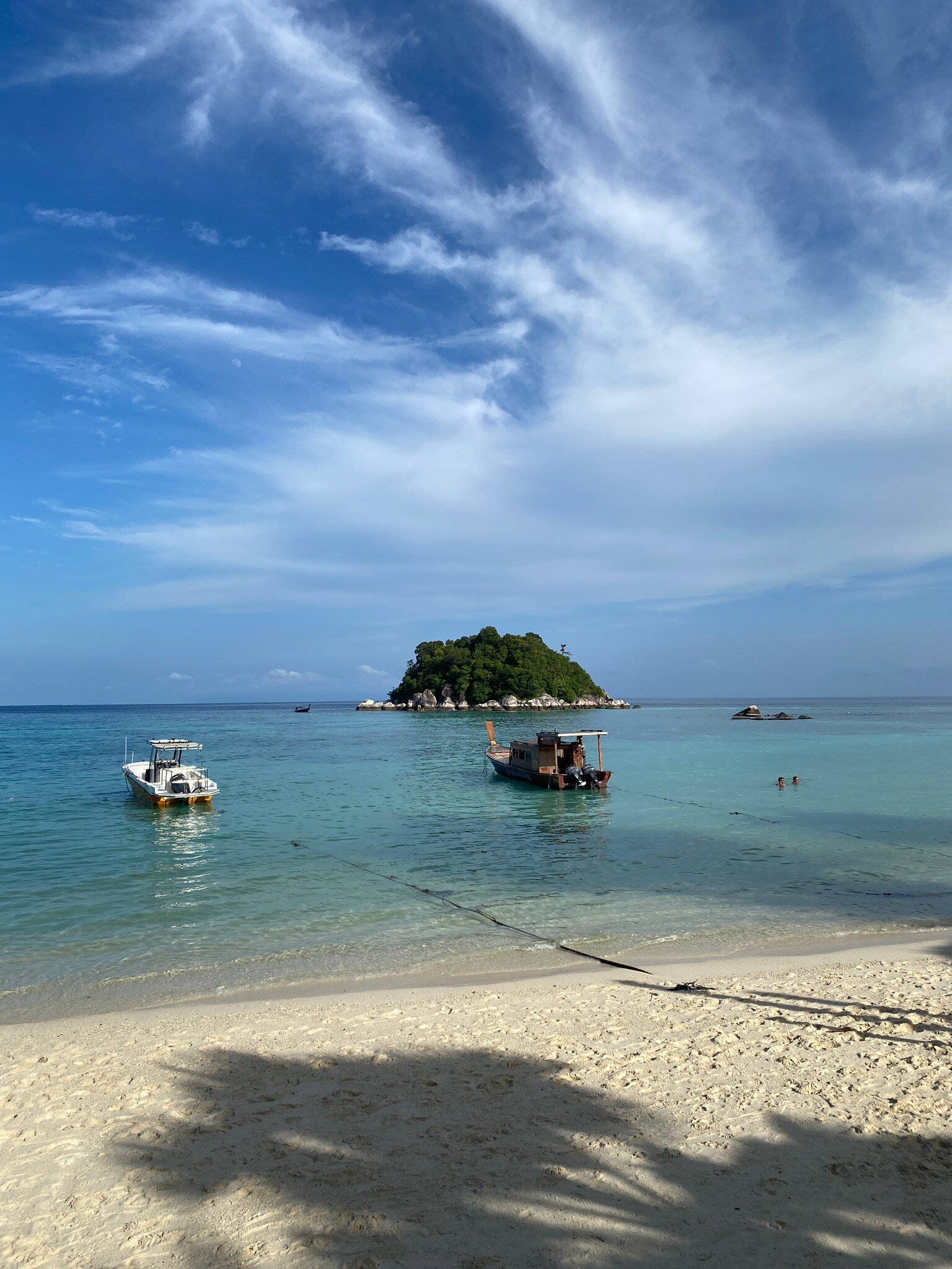 日出海滩马里度假村-官方