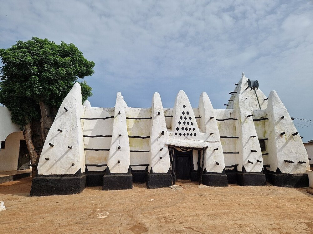 Larabanga Mosque-Larabanga必去景点