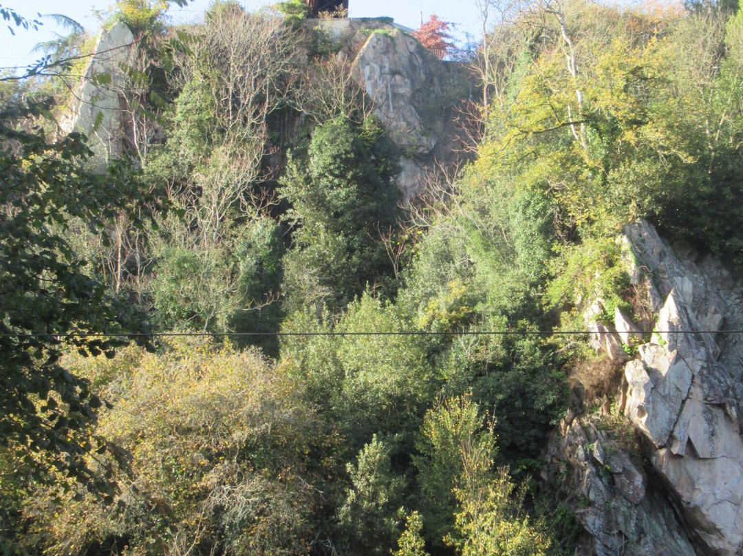Pont Caffino-Chateau-Thebaud必去景点