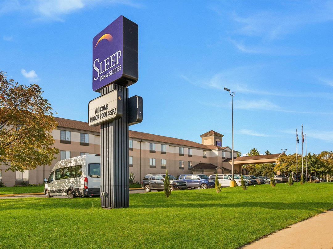 Sleep Inn & Suites