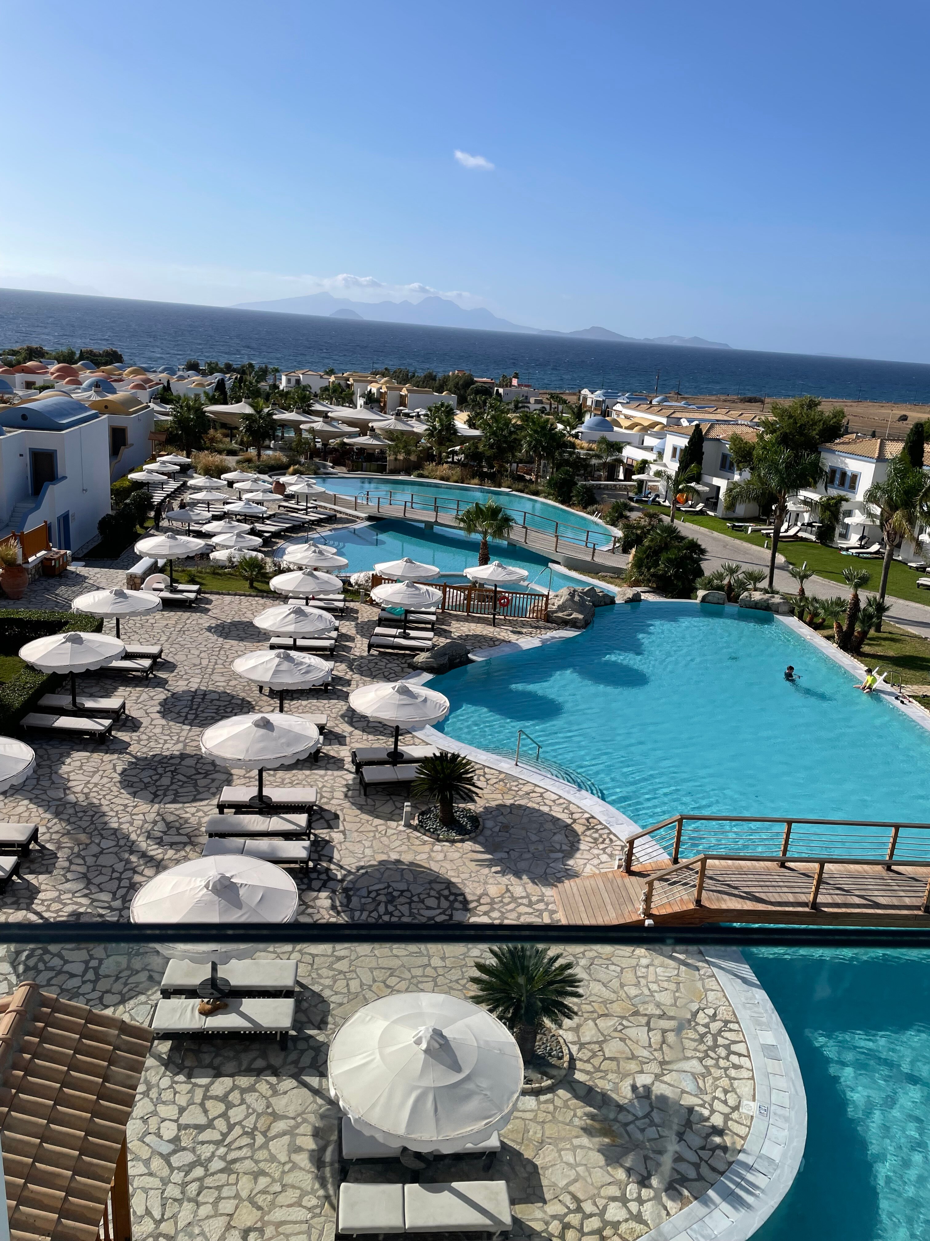 Mitsis Selection Blue Domes-官方