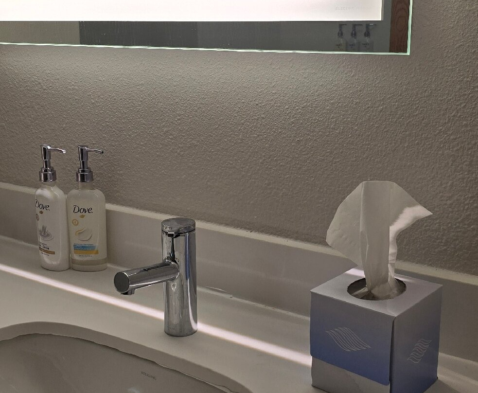 Holiday Inn Express & Suites Cleveland by IHG主图