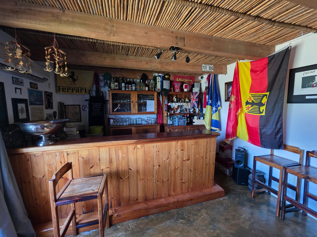 Rotterdam Estates主图