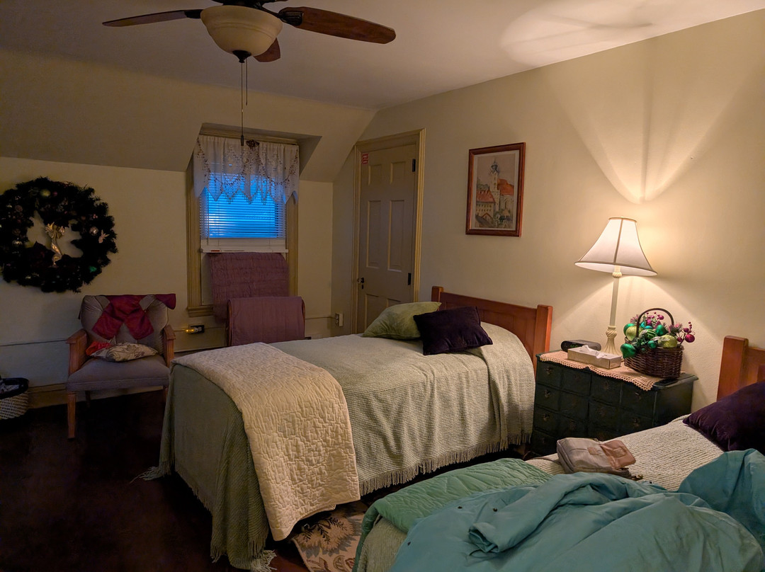 Robertshaw Country House Bed and Breakfast主图