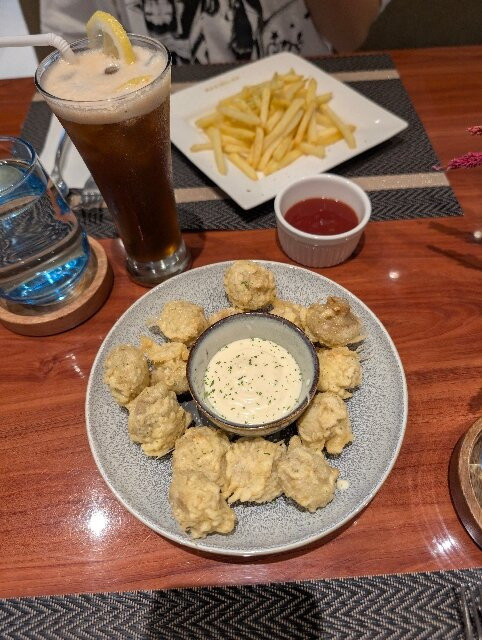 The Maximilian Hotel主图