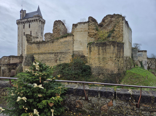 Forteresse royale de Chinon-希农必去景点