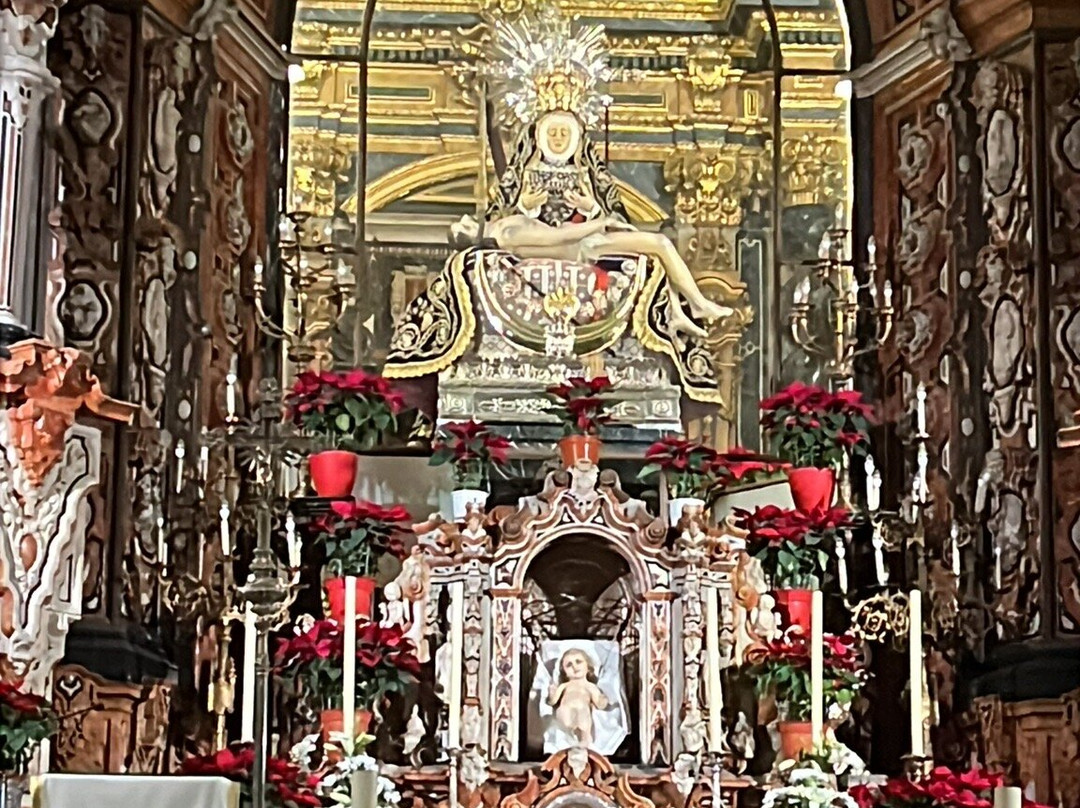 Basilica de Nuestra Senora de las Angustias-格拉纳达必去景点