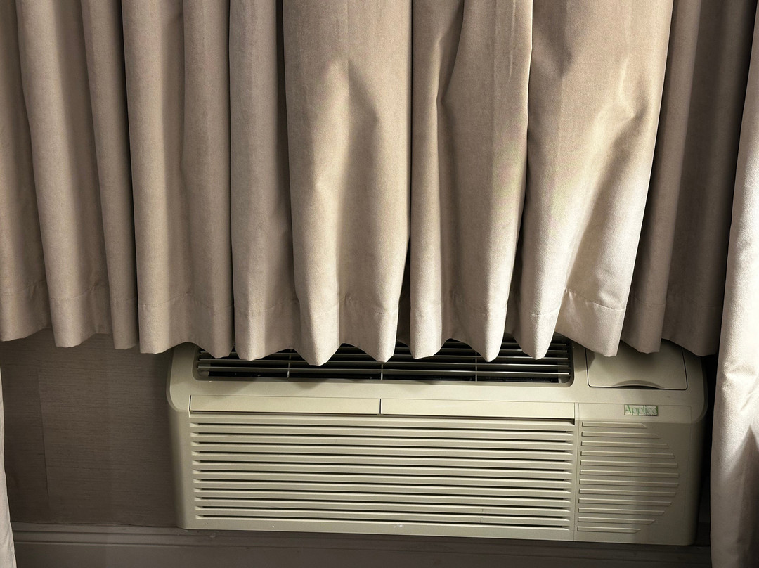 尼尔森勋爵酒店及套房主图