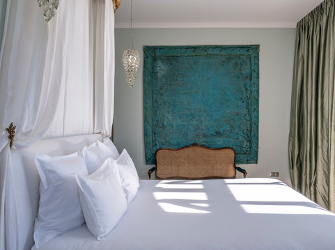 萨西城堡酒店主图