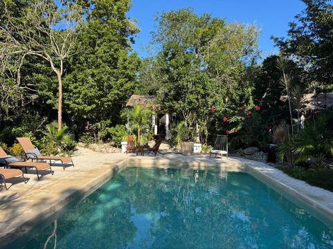 Maya Eco Village主图