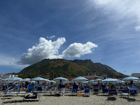 Spiaggia della Chiaia-福里奥必去景点