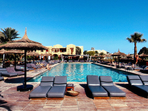 艾尔古纳库克俱乐部 - 限成人主图