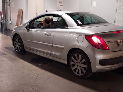 贝尔西体育馆-巴黎必去景点