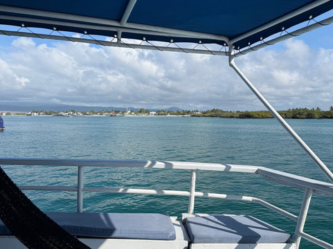 Fragata Yacht-Baltra必去景点