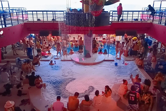 Beach Party Coco Bongo