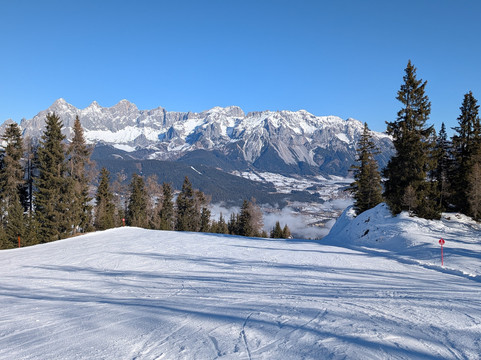 家嘎哈特住宿加早餐旅馆主图