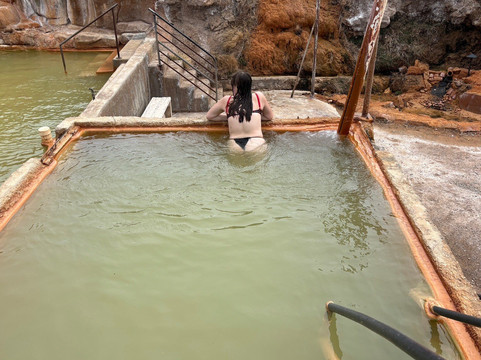 Mystic hot Springs-Monroe必去景点