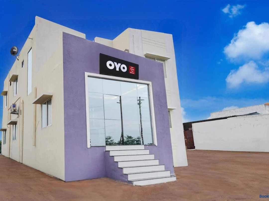 Hotel O Midway Treat Barwani
