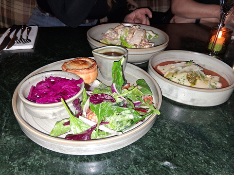 贝尔默罗艾姆斯酒店主图