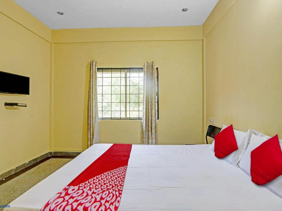Hotel O Riviera Residency